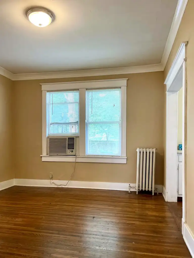 Photo 6 of 6, 1572 Tutwiler Ave