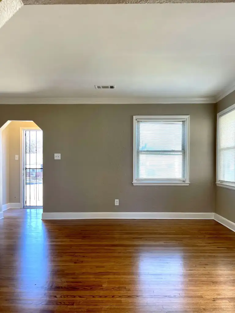 Photo 5 of 6, 1598 Marianna St