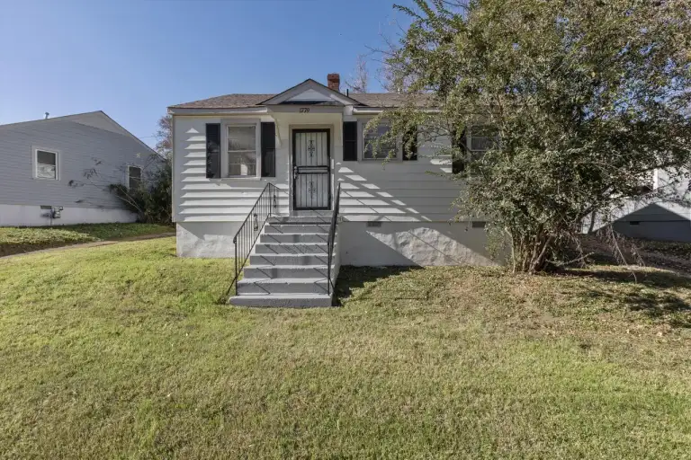 Front of 1779 Preston St