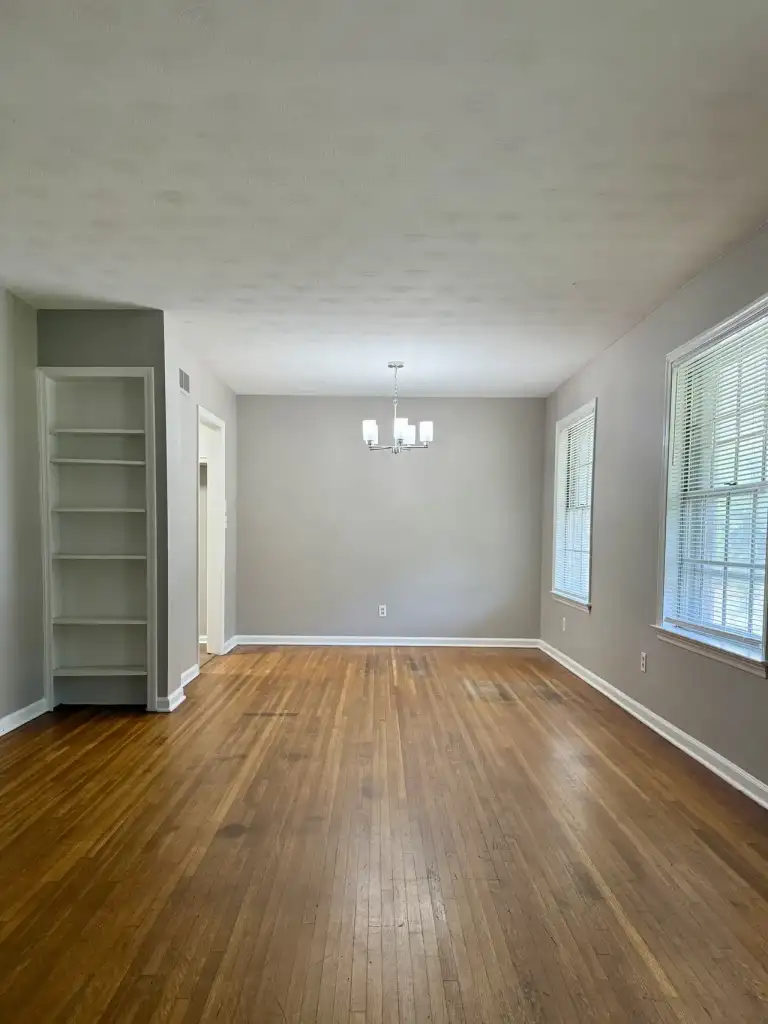 Photo 4 of 6, 4013 Martindale Ave
