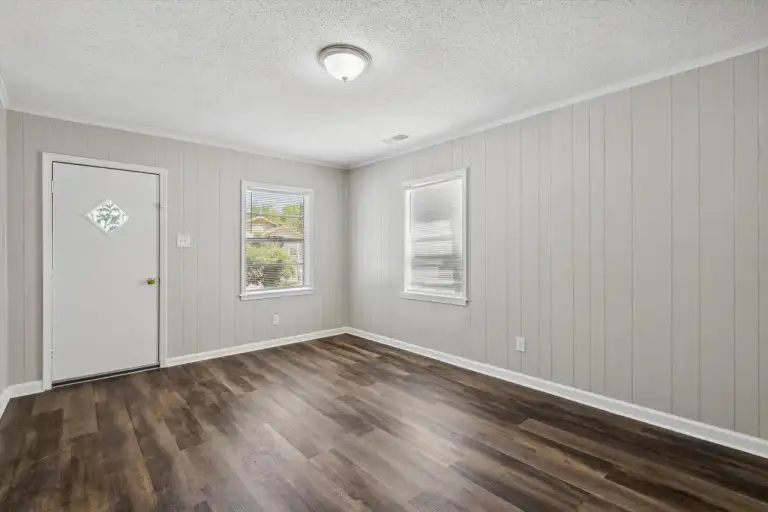 Photo 5 of 6, 535 Gilleas Rd