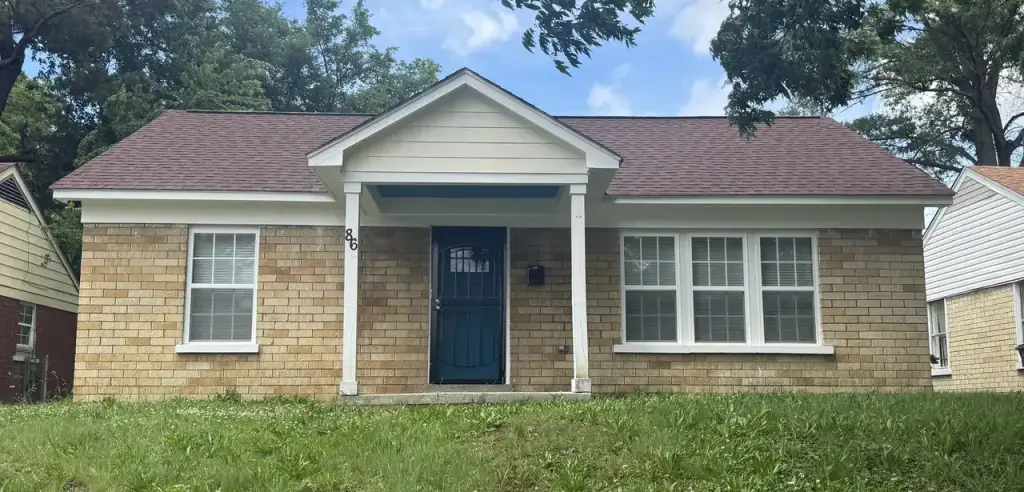 Photo 1 of 6, 86 Dempster Ave