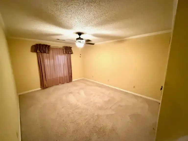 Photo 5 of 6, 8610 Dena Cove