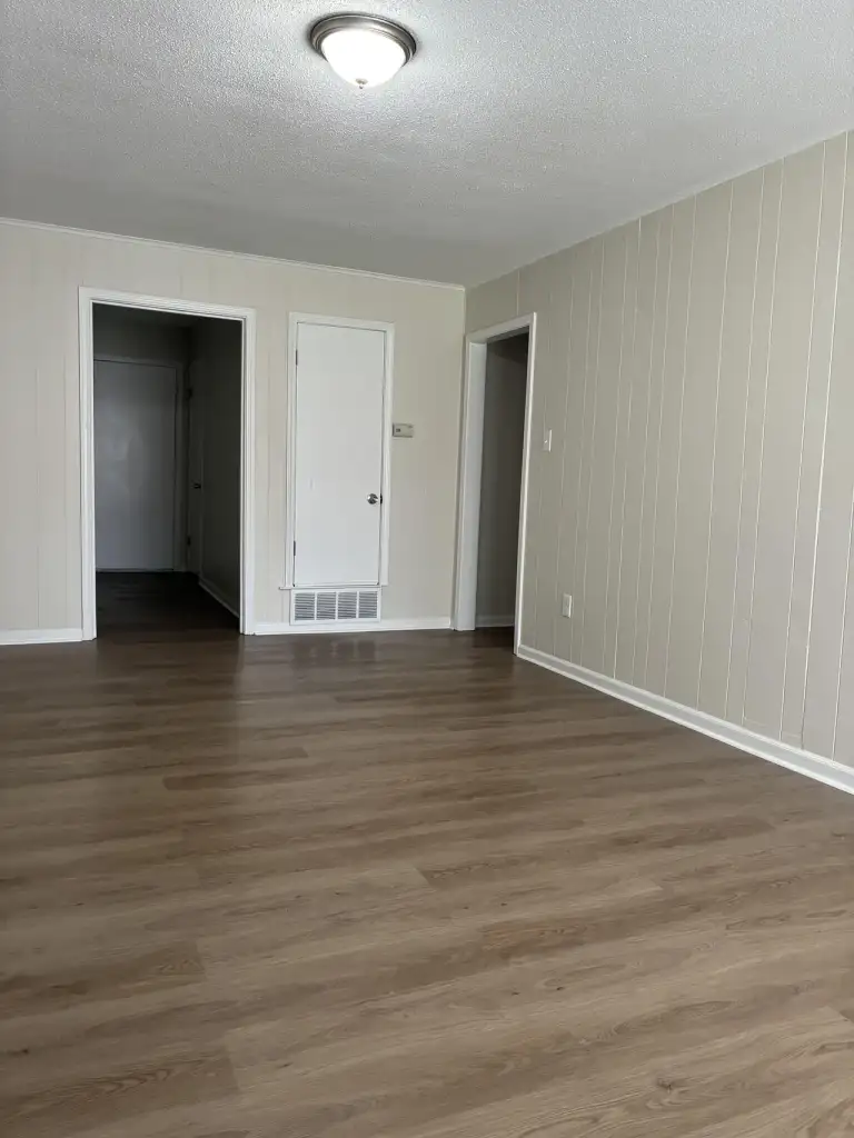 Photo 5 of 6, Ann Arbor 4350 Ln
